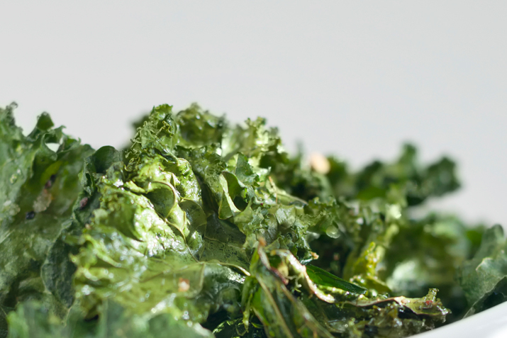 Crispy Kale Chips with Seasonings